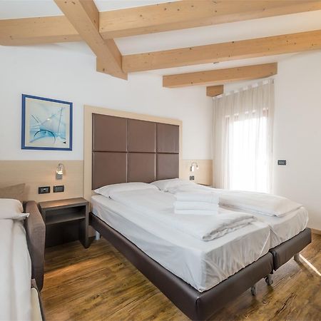 Villa Cameras Room And Breakfast Mori Exteriér fotografie