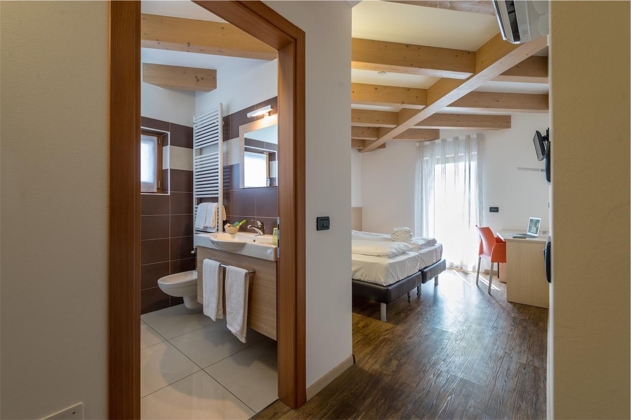 Villa Cameras Room And Breakfast Mori Exteriér fotografie